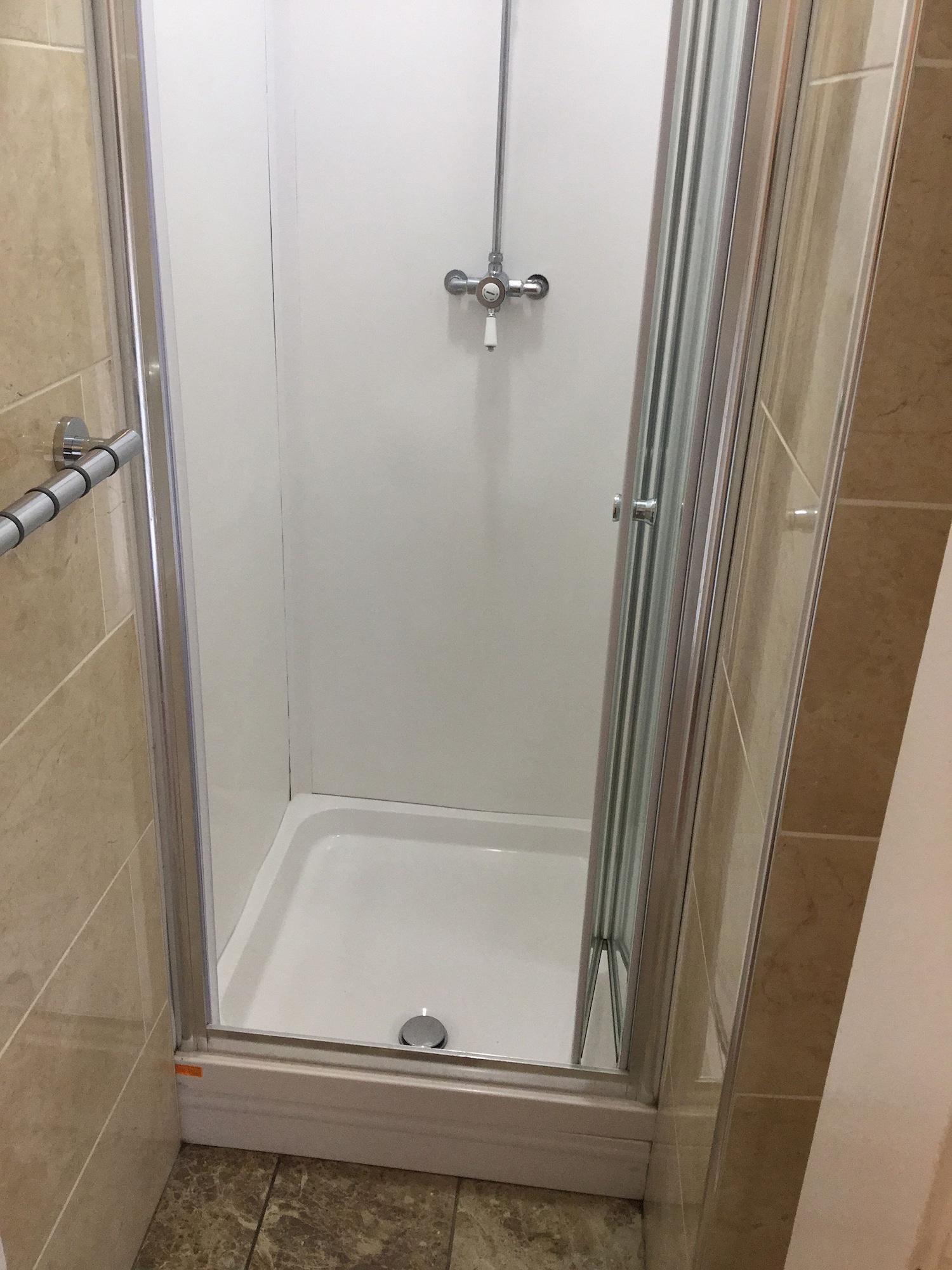 Hostel Onefam Waterloo 18-36 Years Old Londra