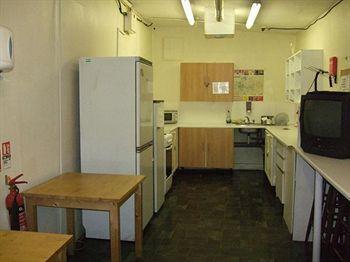 Hostel Onefam Waterloo 18-36 Years Old Londra
